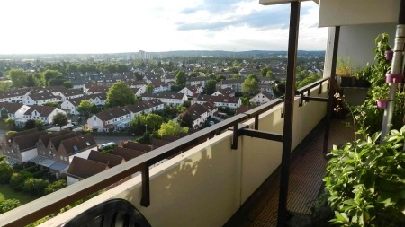 Weitblick vom großzügigen Balkon