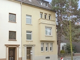 Straßenfront