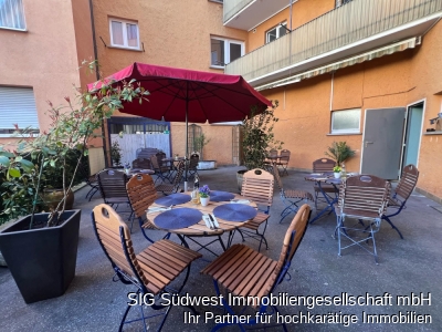 Terrasse 50 Sitzplätze 