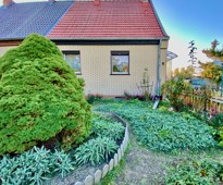 Haus mit Vorgarten