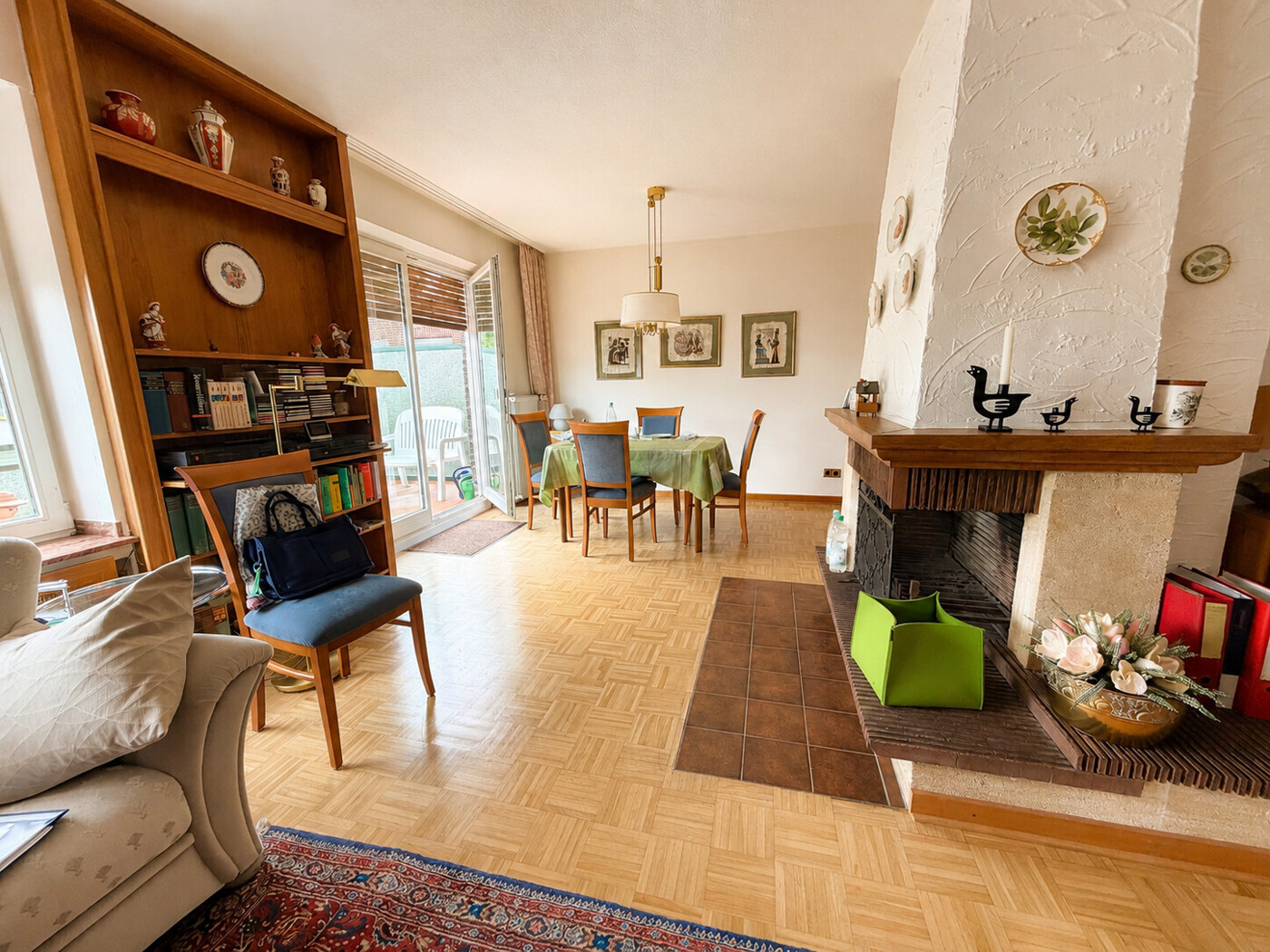 Wohnung Rechts 