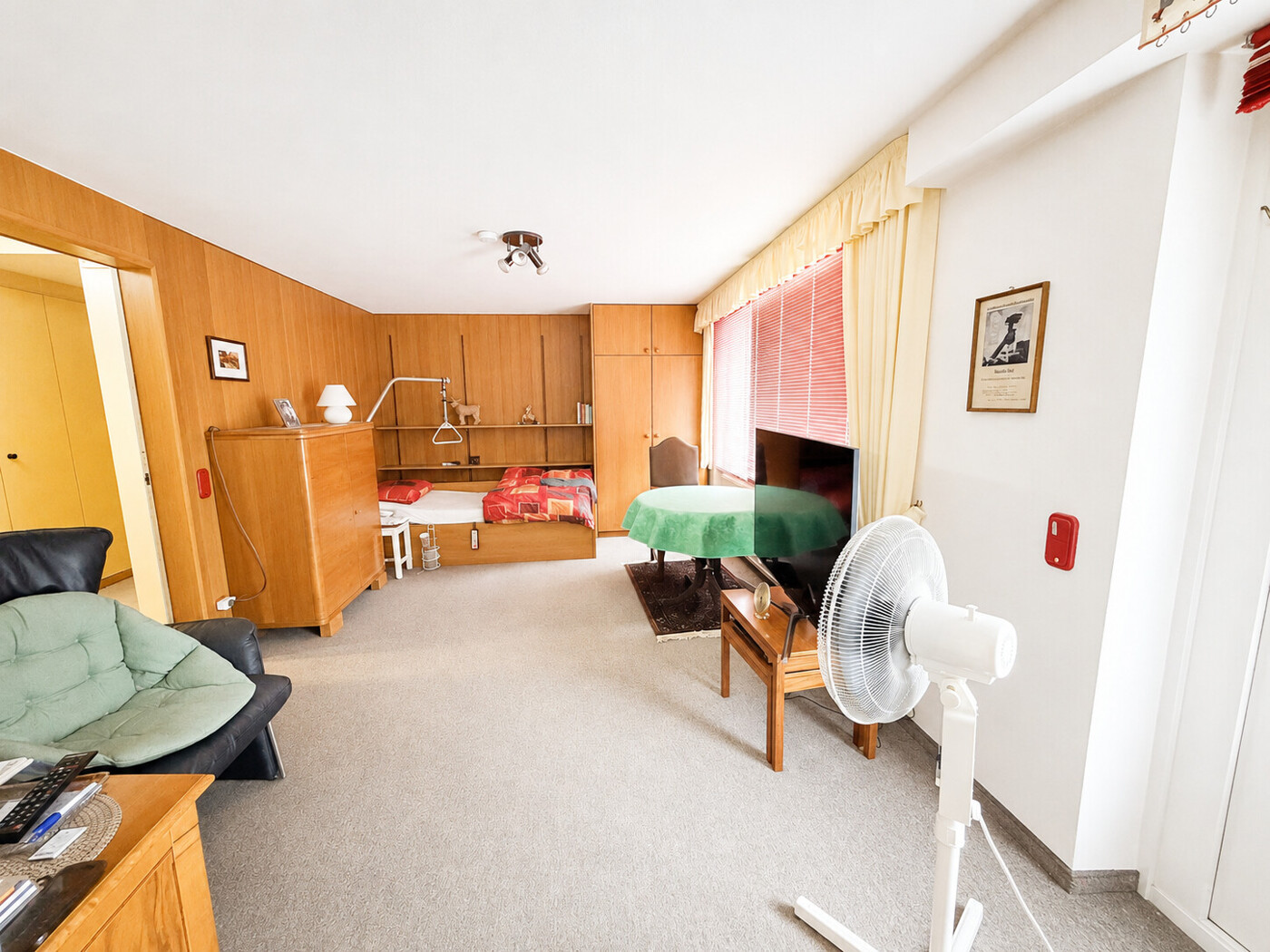 Wohnung Rechts 