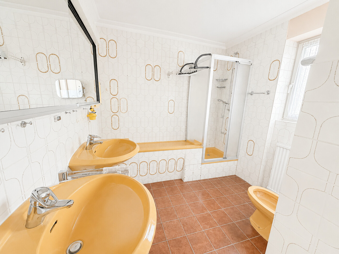 Wohnung Rechts 