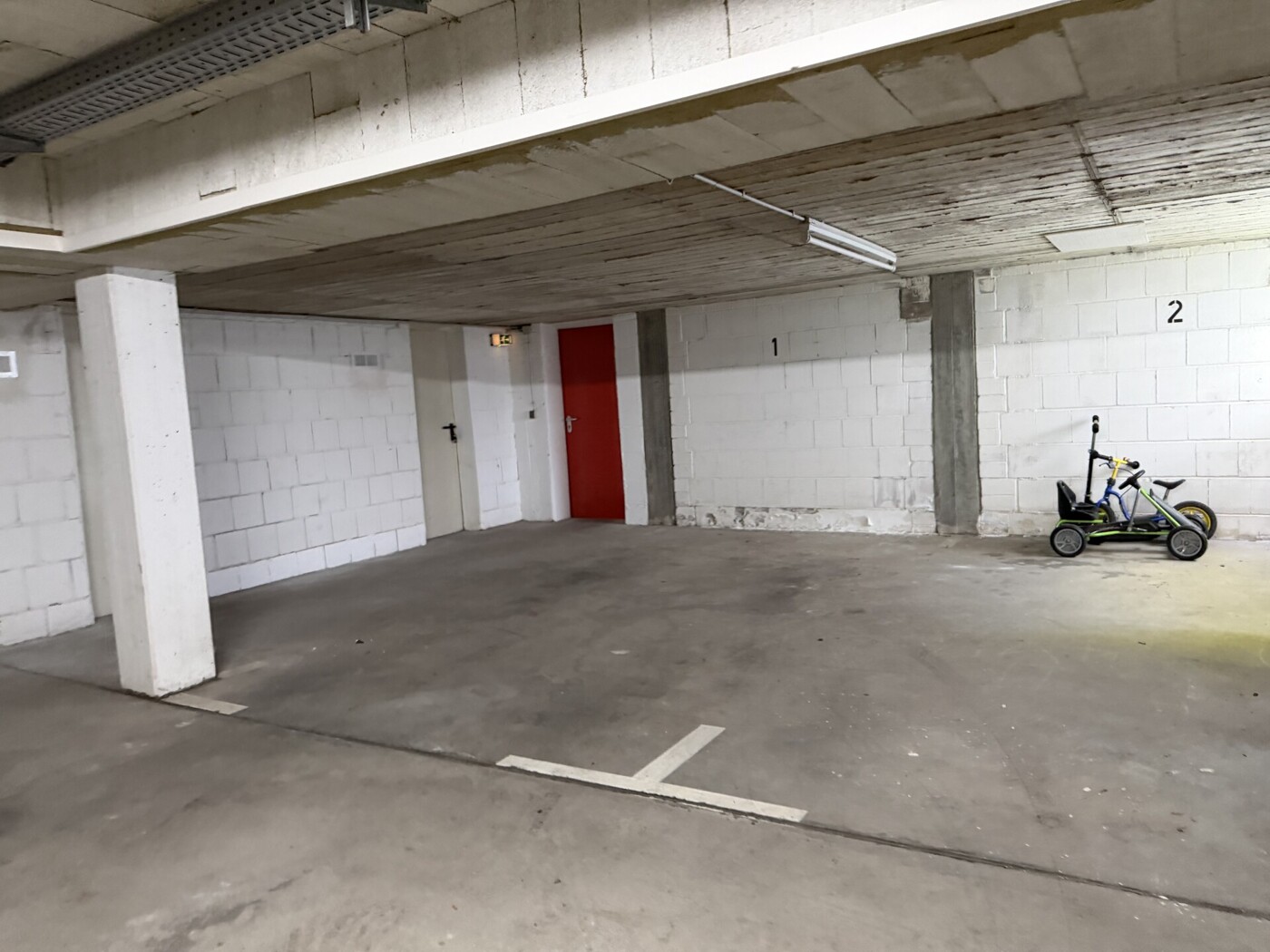 Tiefgaragen-Stellplatz 