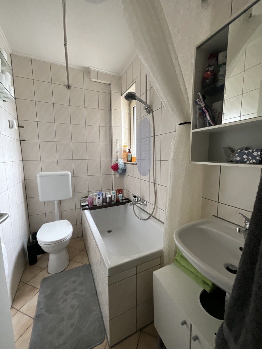 Badezimmer 1.OG