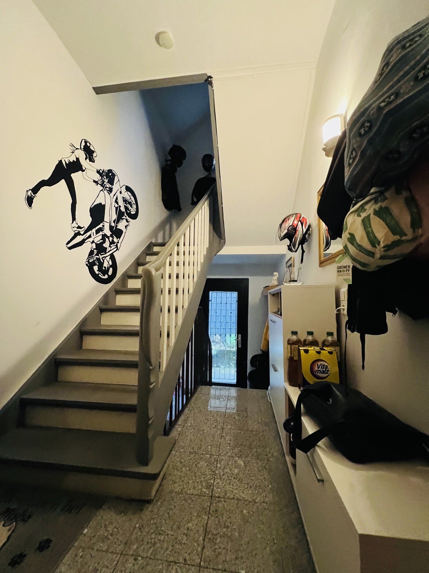 Treppenhaus_Seiteneingang