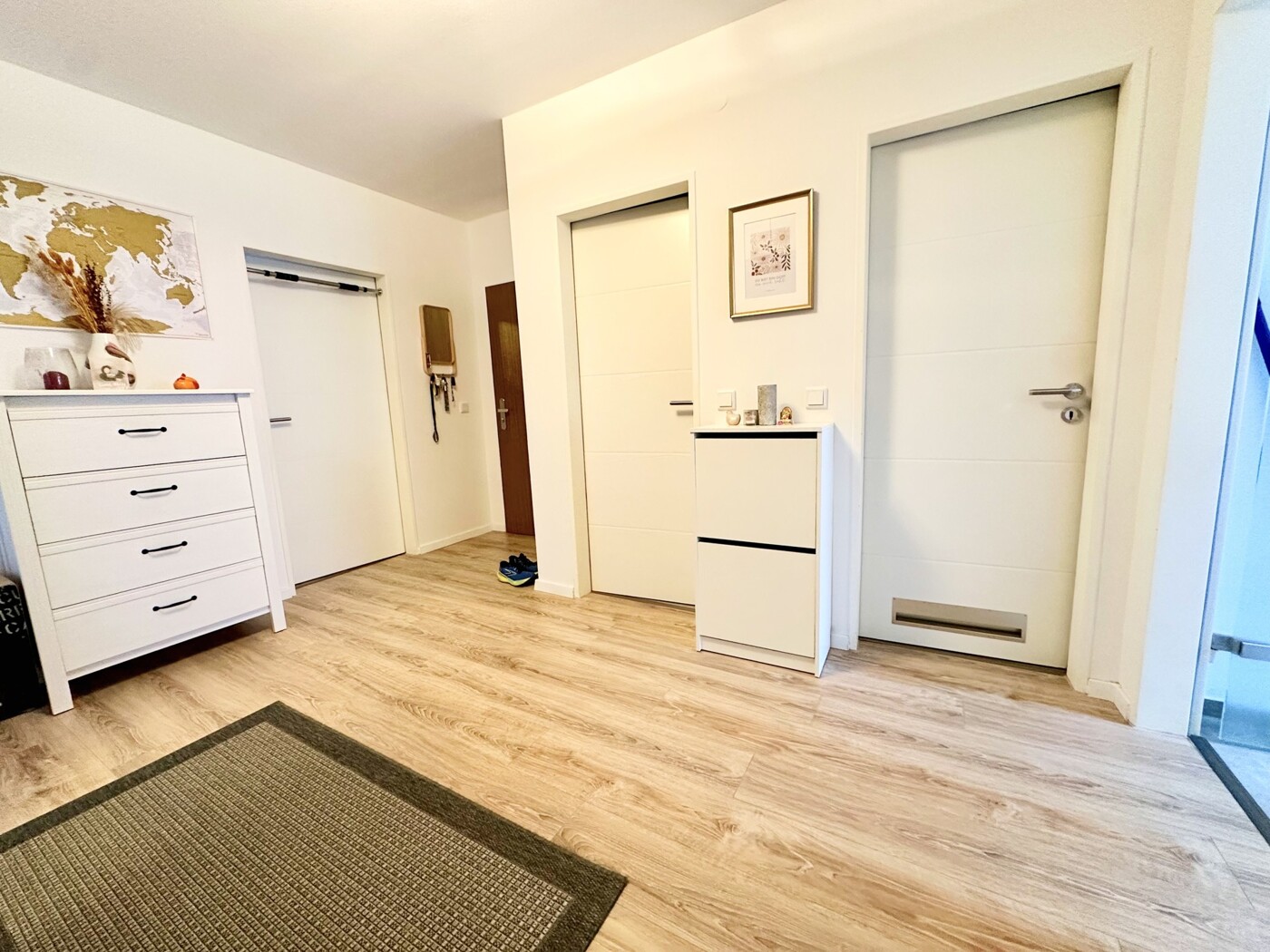 Eingangsbereich-Garderobe 