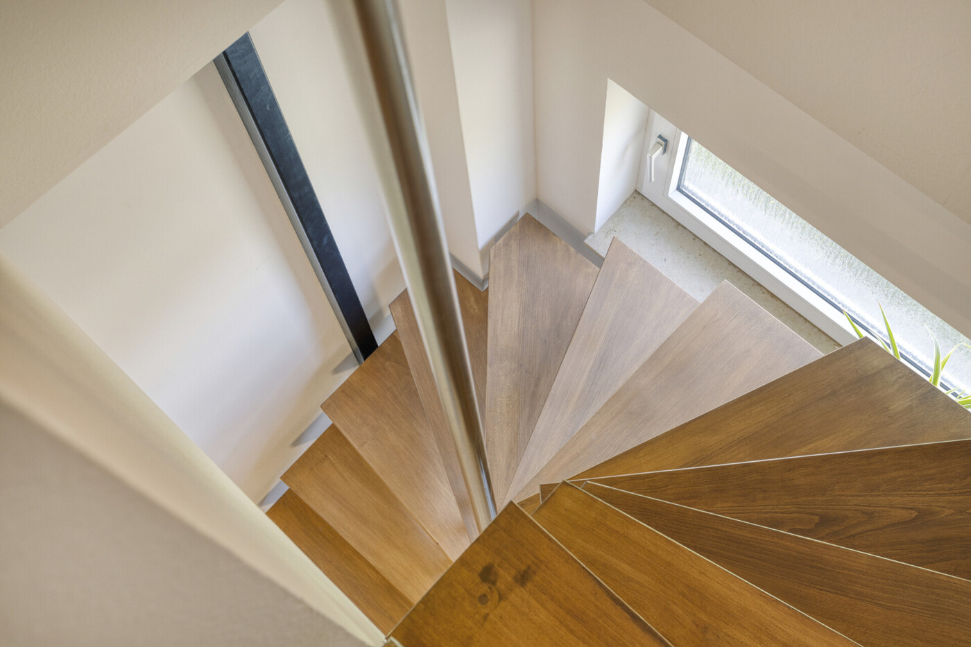 2. Etage - Treppe - Dachgeschoss
