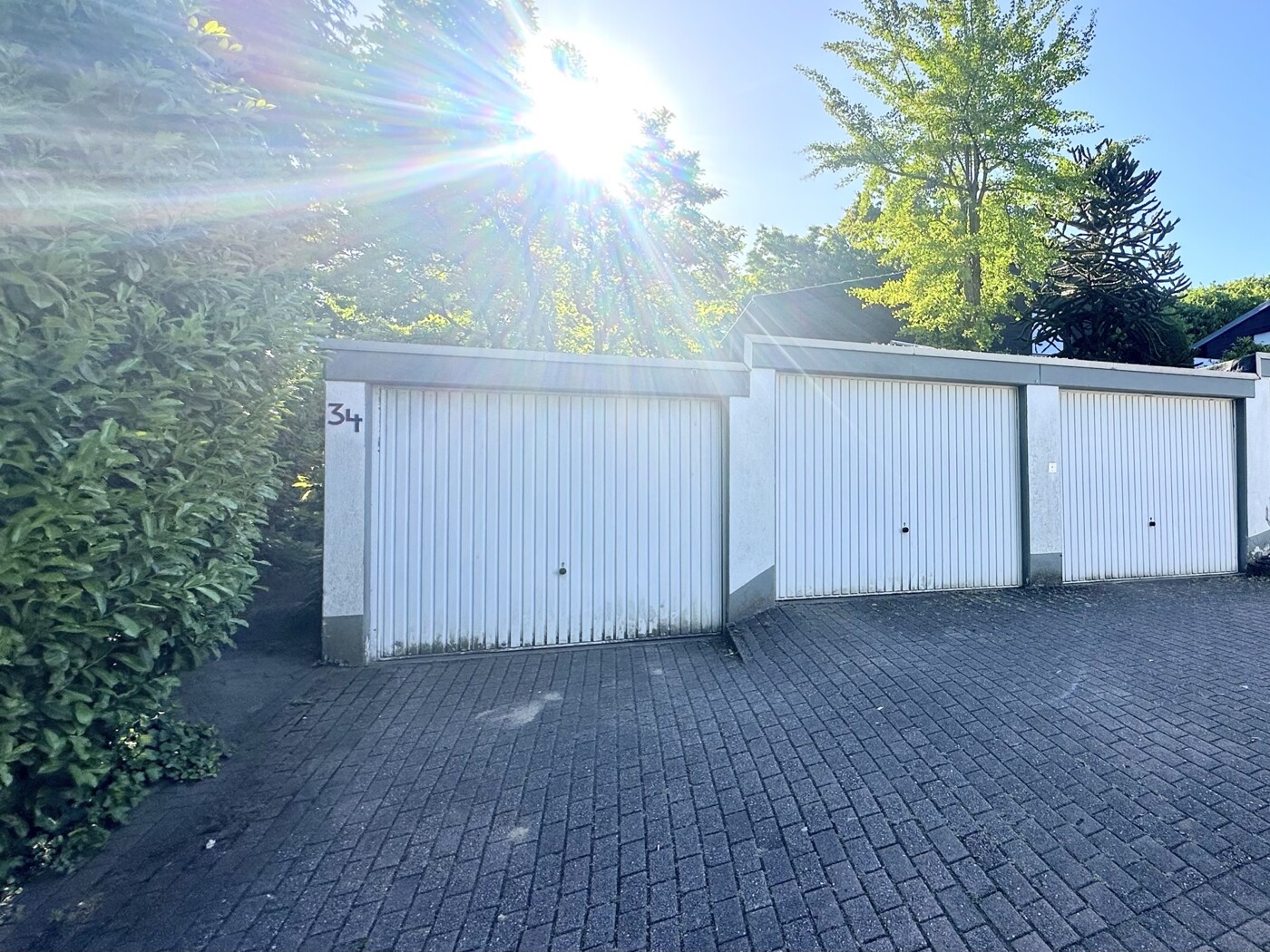 Garage-zweiter Zugang