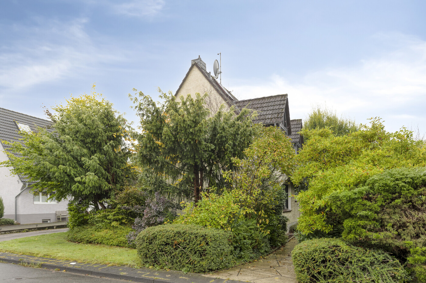 Außenansicht - Vorgarten