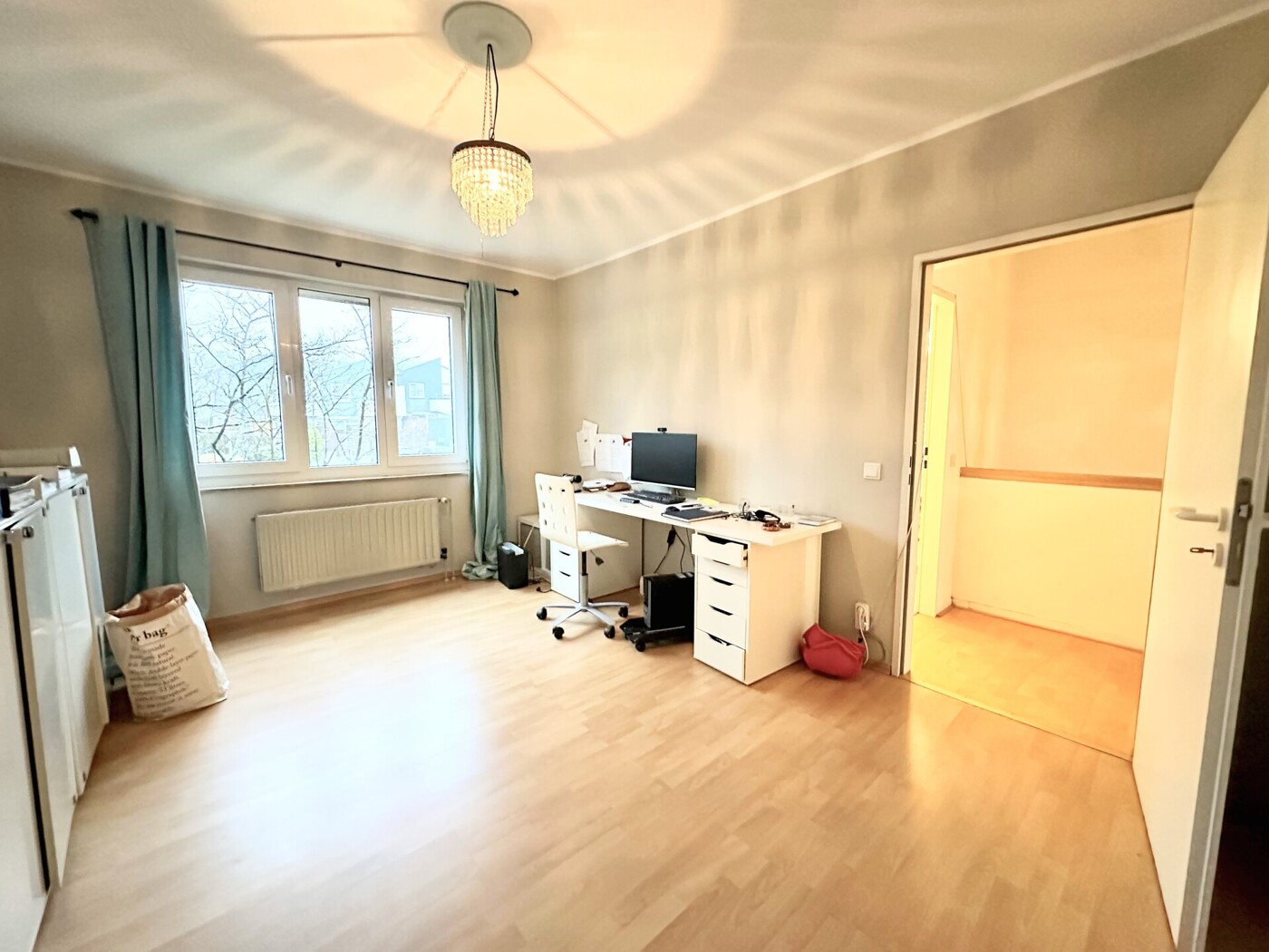 Kinderzimmer / Büro