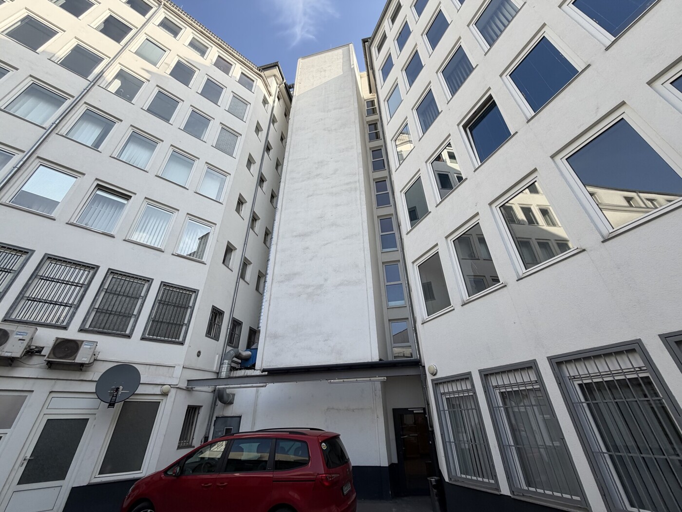 Gebäudeansicht Innenhof