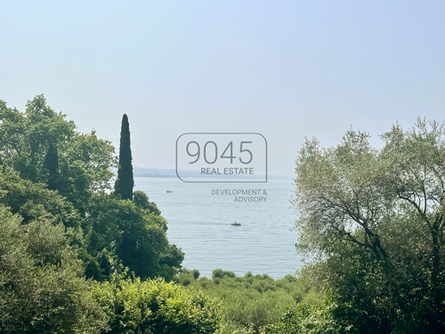 Bestandsgebäude in begehrter Lage von Punta San Vigilio – Gardasee