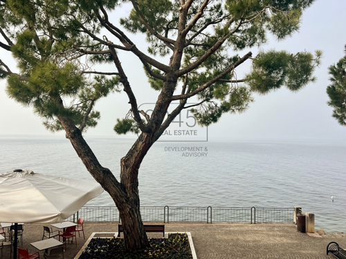 Secret Sale – Charmantes Haus mit 2 Wohneinheiten direkt am „Lungolago“ von Torri del Benaco – Gardasee