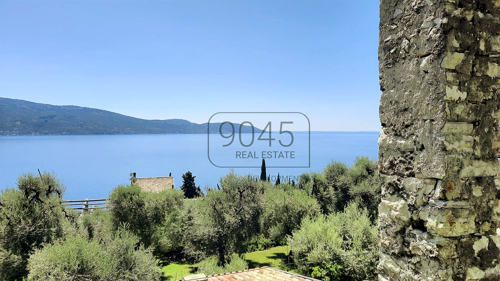 Freistehende Villa im Zitronenhain mit Panormana-Seeblick in Gargnano - Gardasee