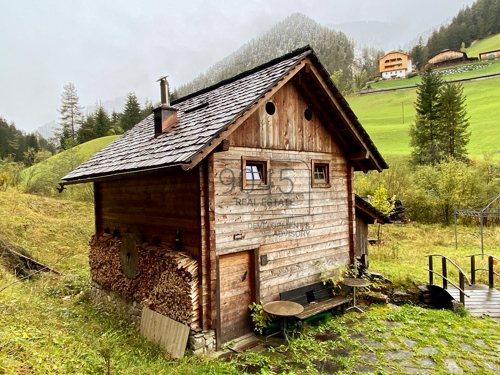 Almhütte (alte Mühle) in den Dolomiten - Südtirol