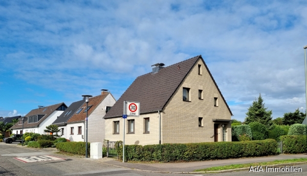 Hausansicht_Eckgrundstueck