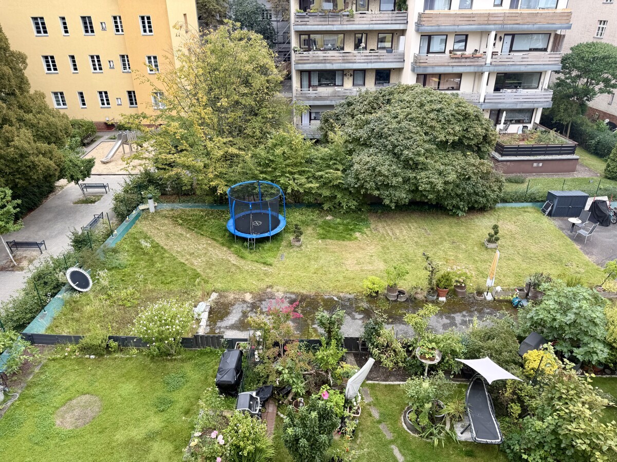 Ansicht vom Balkon