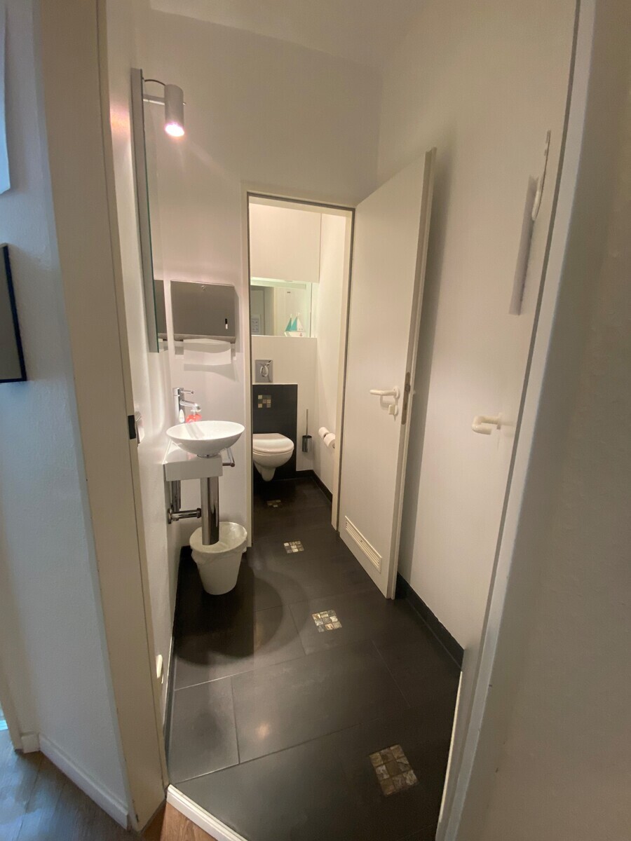 Raum 1 - Gäste WC