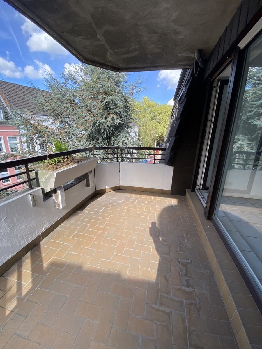2. OG Balkon