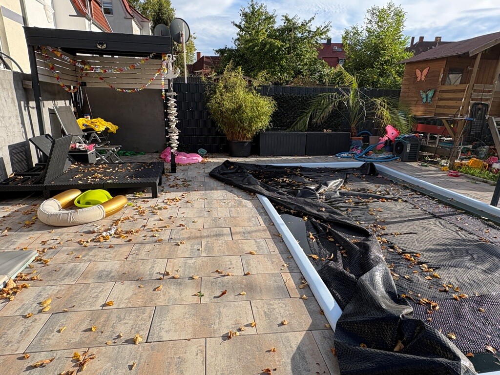 Terrasse Pool