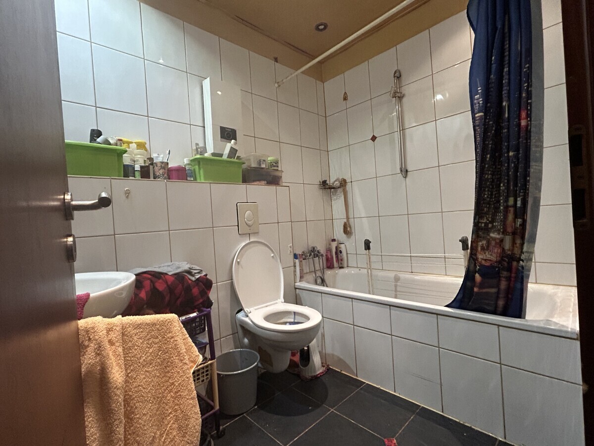 Bad mit Wanne