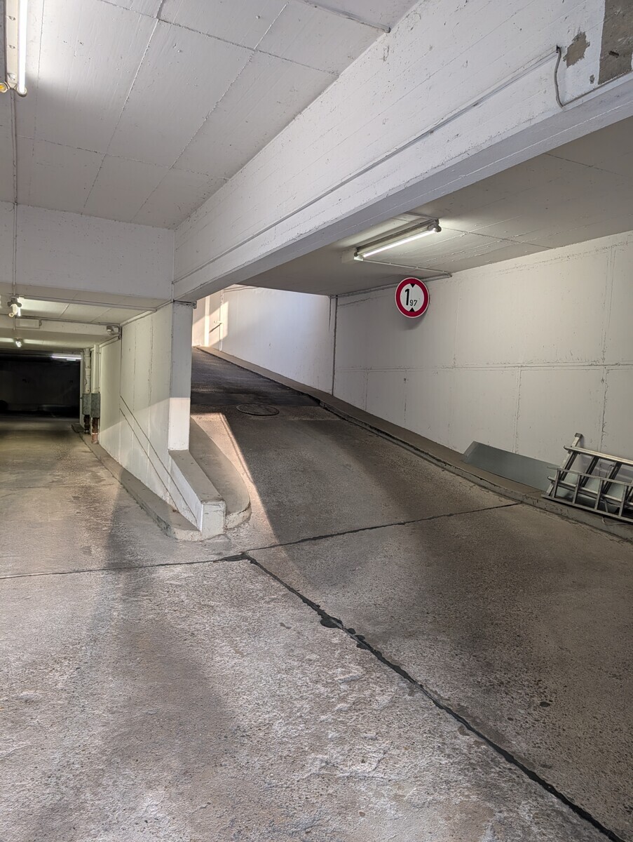 Einfahrt Tiefgarage