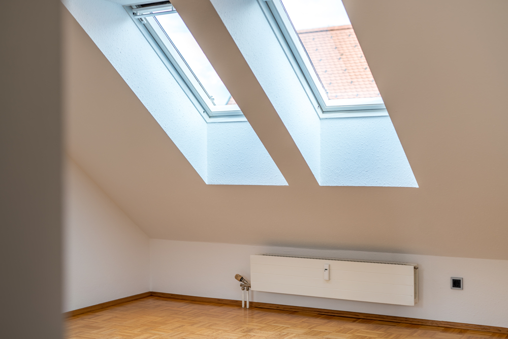 Dachfenster im Schlafzimmer: Hören Sie gerne den Regen auf die Fenster tröpfeln?