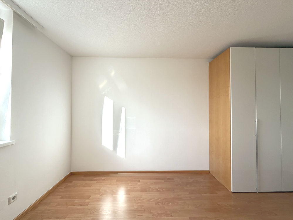 Schlafzimmer mit Einbauschrank