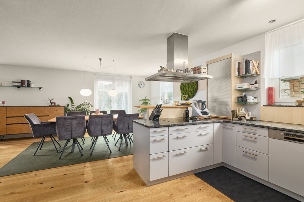 Heller Wohn-Essbereich