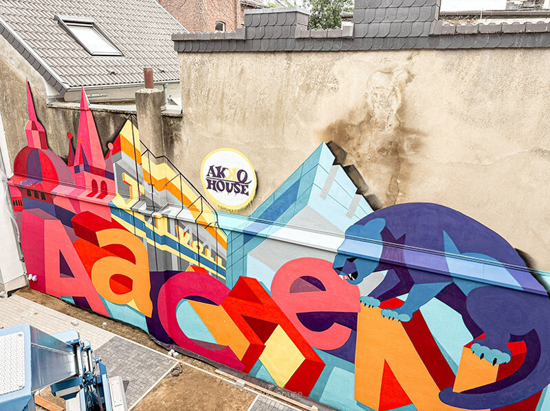 akkohouse_innenhof_graffiti_01