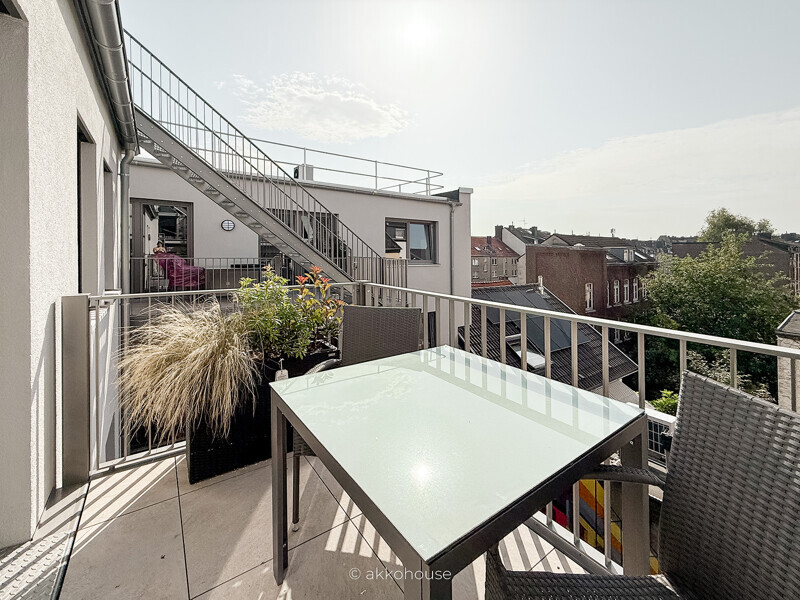 B4 PREMIUM-Ansicht Balkon 1