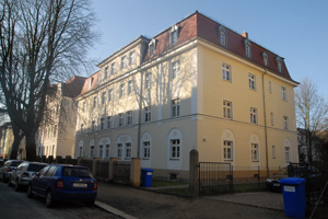 Aussen-vorn.png
