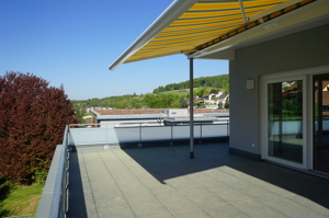 Terrasse mit Markise