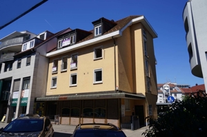 Südostansicht mit Hofeinfahrt