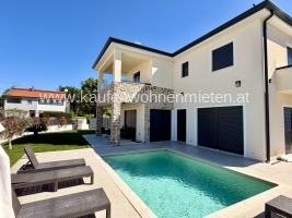Villa Porec, Aussenbereich
