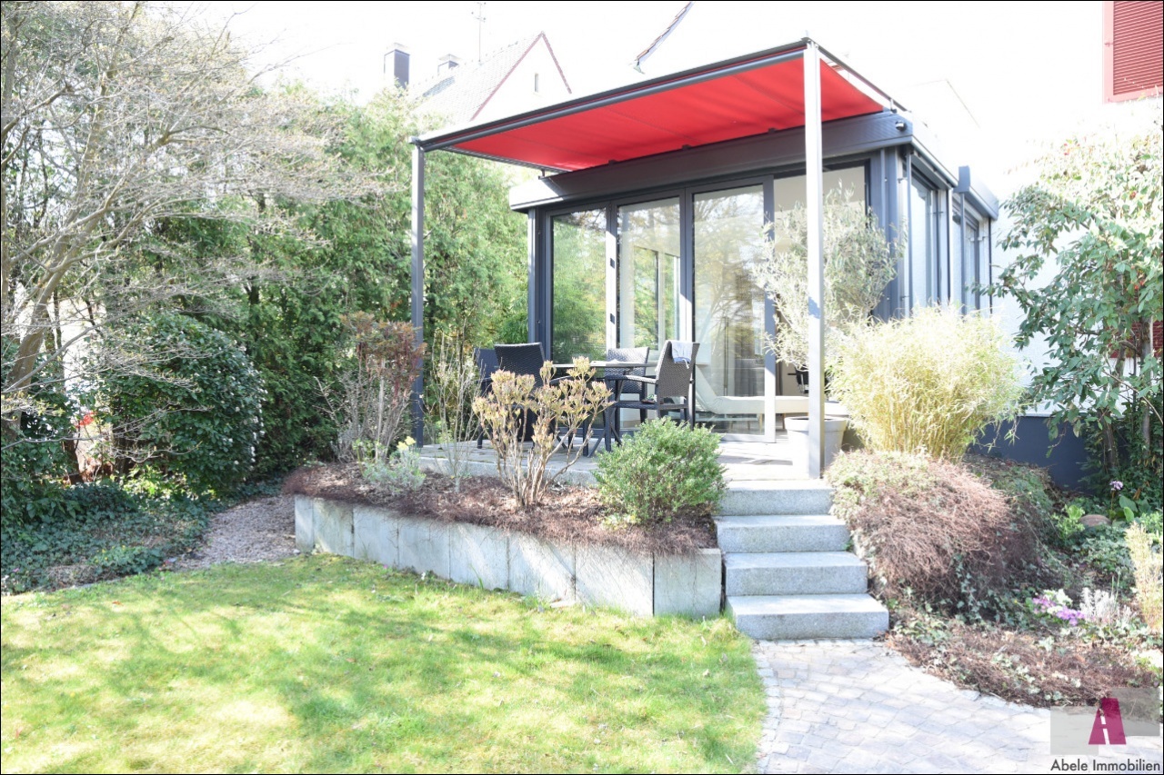 Terrasse mit Markise