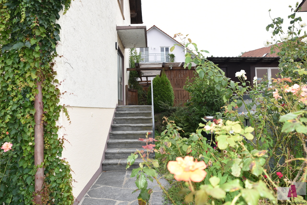 Treppe zum Eingang