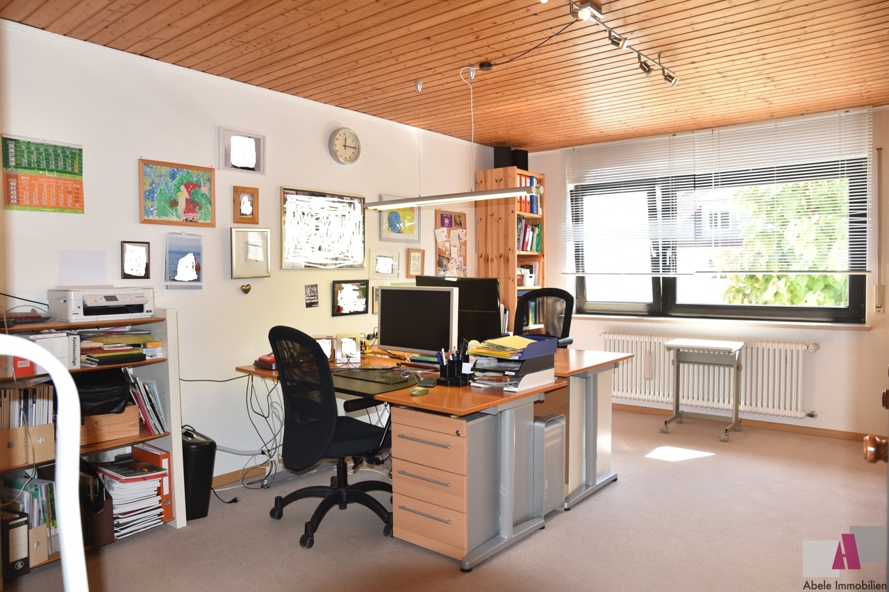 Arbeitszimmer bzw. Schlafzimmer