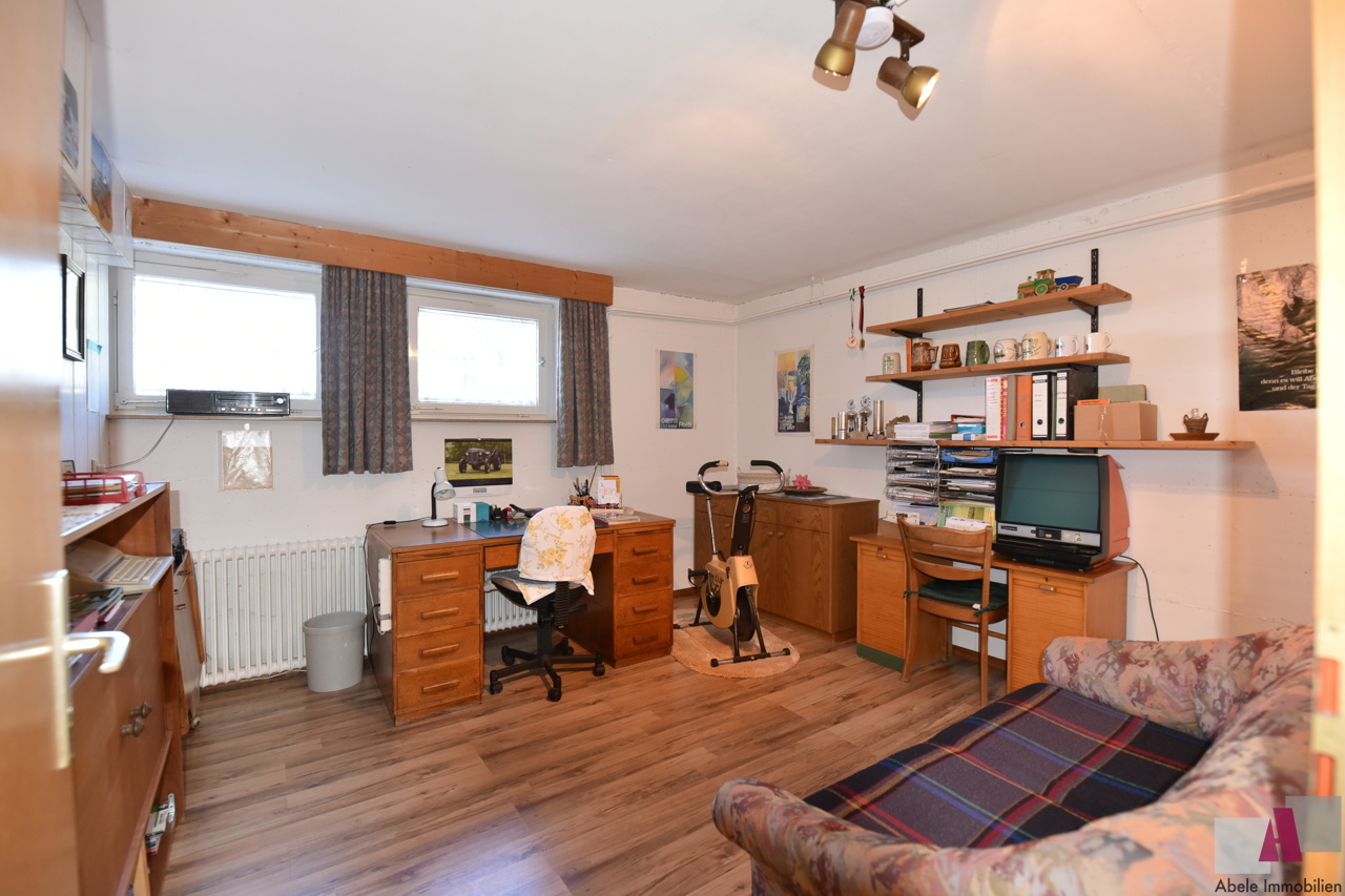 Arbeitszimmer UG