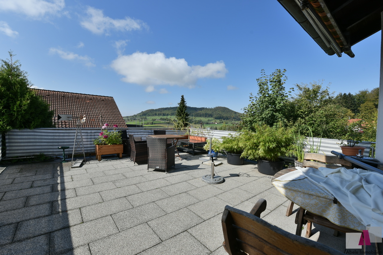 sonnige Terrasse