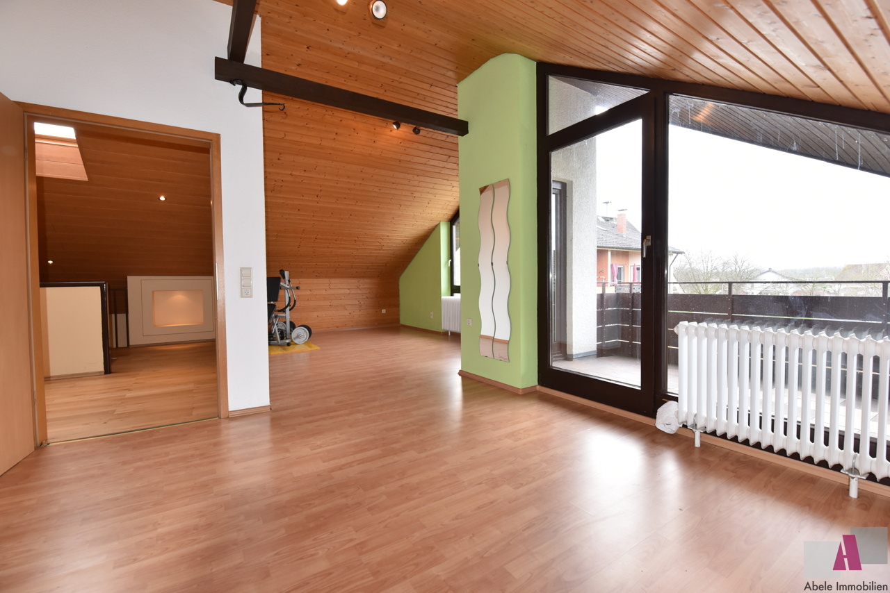 Zimmer1 im DG mit Balkon