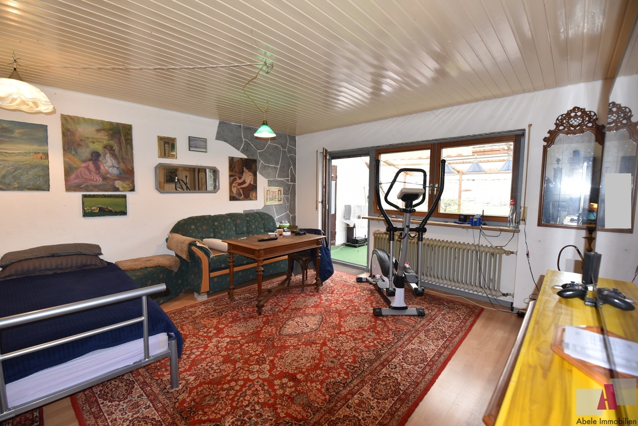 Wohn-/Esszimmer Einliegerwohnung