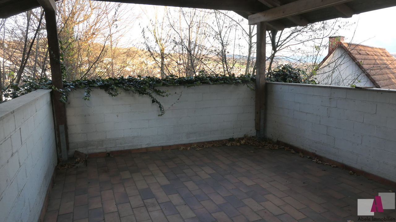 überdachte Terrasse