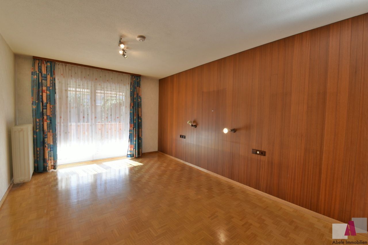 Zimmer 2 OG