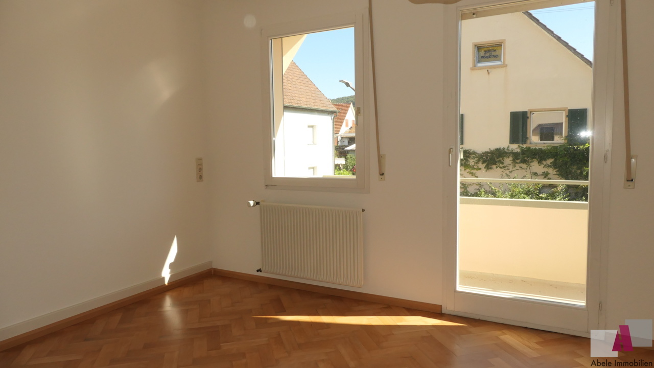Schlafzimmer OG mit Ausgang Balkon