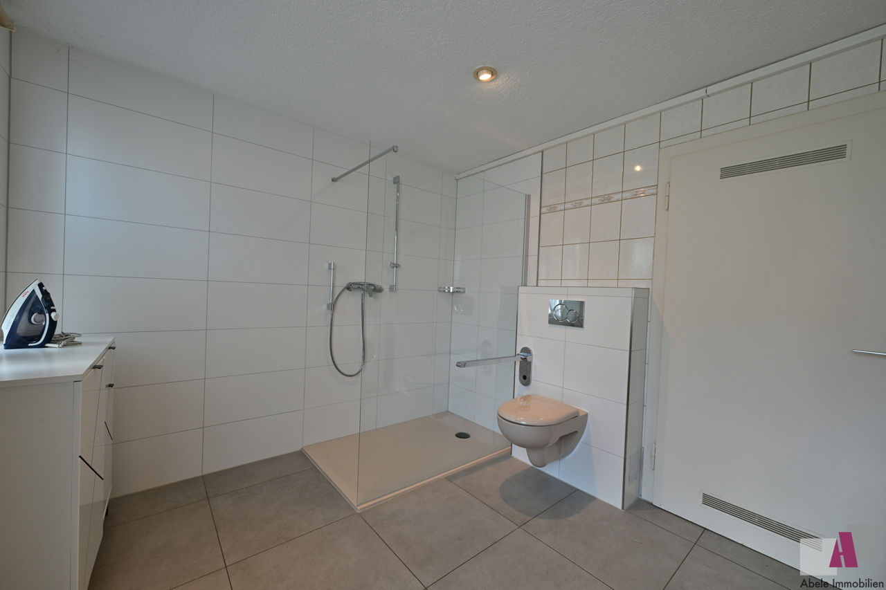 Duschbad EG