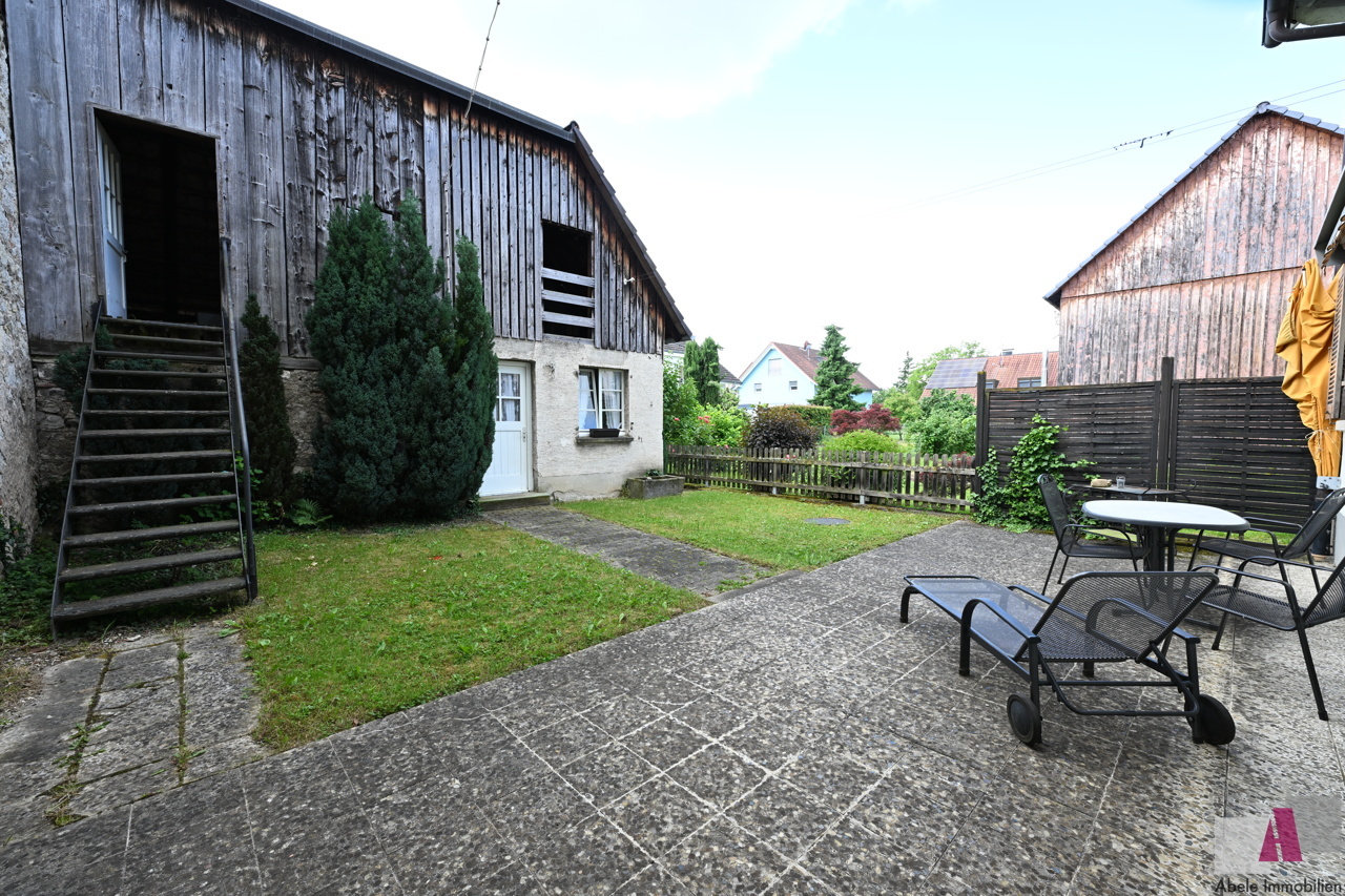 Terrasse mit Garten