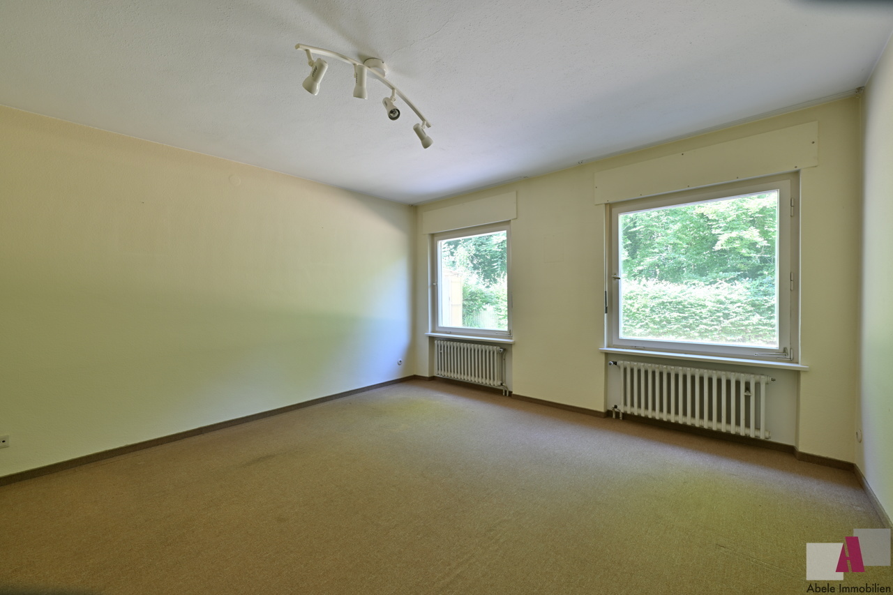 Zimmer 2 KG