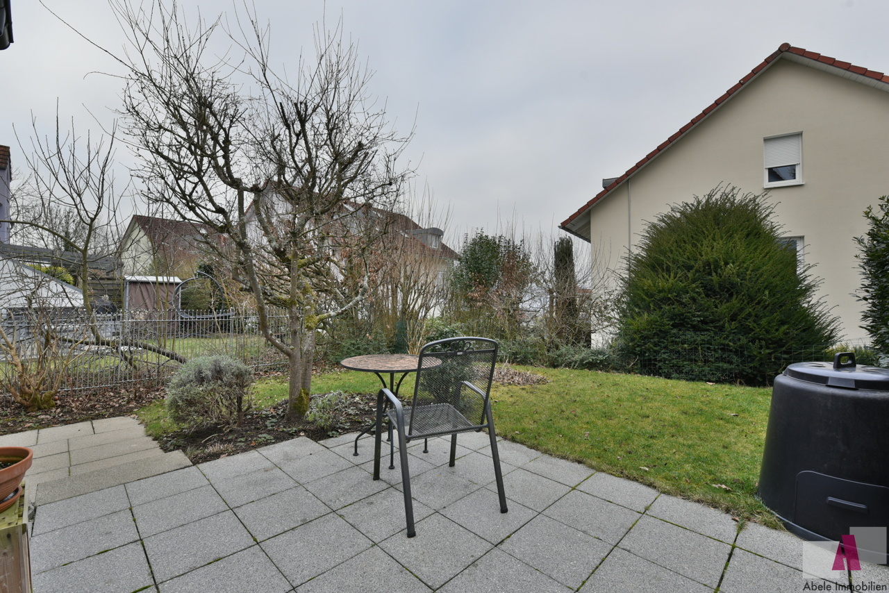 Terrasse mit Garten